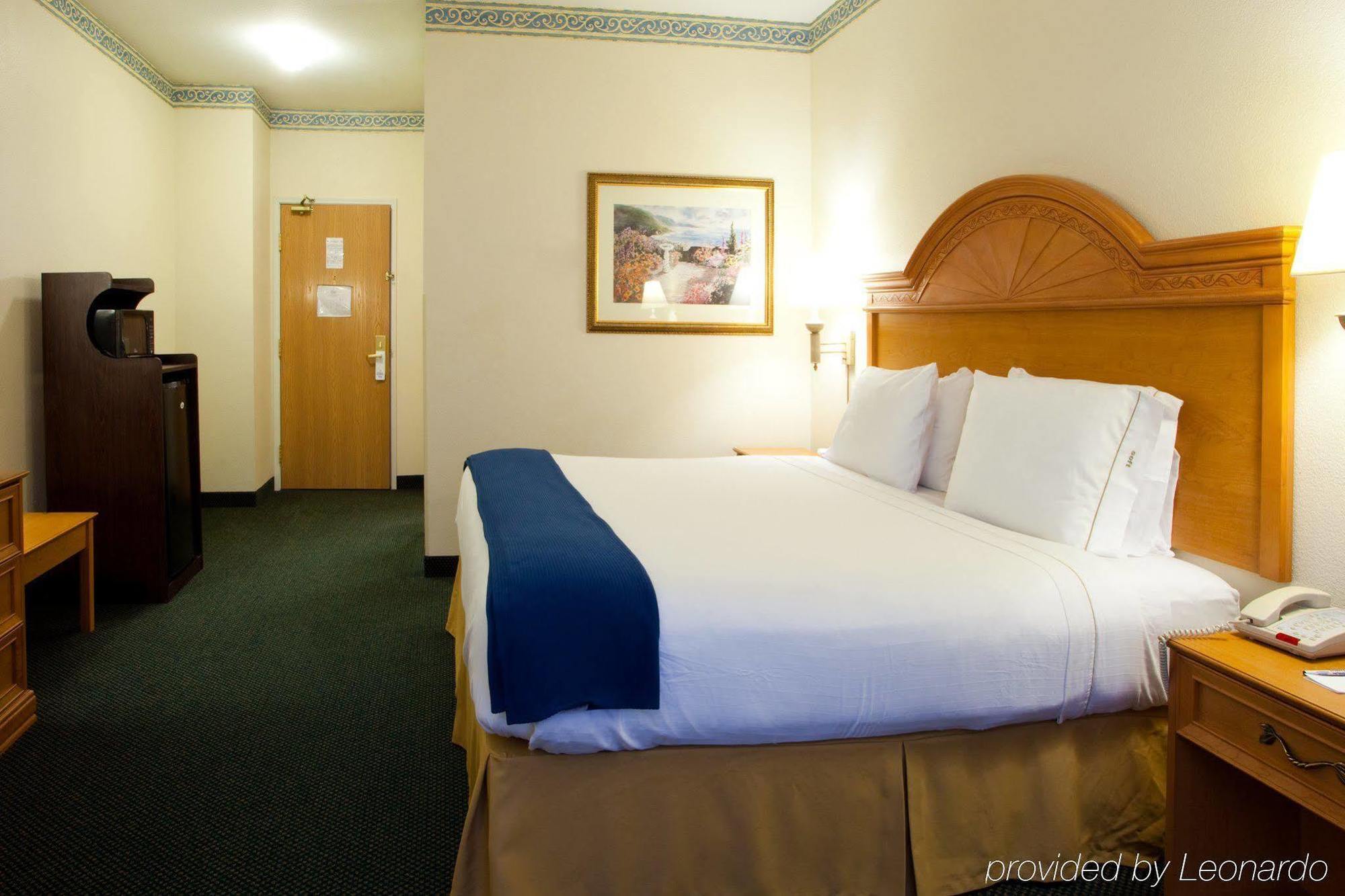 Holiday Inn Express Hotel & Suites Jacksonville-Blount Island Zimmer foto